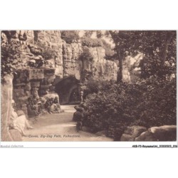 AKBP3-0212-ROYAUME-UNI - FOLKESTONE - caves - zig-zag path