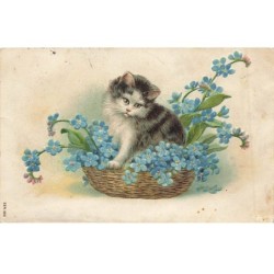 CHATS AD-MK221 CHAT DANS UN PANIER REMPLIS DE FLEURS MYOSOTIS BLEU