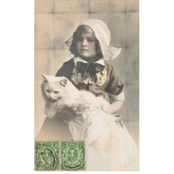 CHATS -MK39838 PETITE FILLE ET SON CHAT BLANC DANS LES BRAS