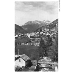 BM-BFP1-0030-05 - AIGUILLES - Vallée du queyras - Vue générale - Dans le fond la dent du ratier