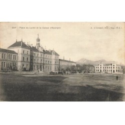 05 GAP AN-MK0115 PLACE DU LYCEE ET LA CAISSE D EPARGNE + CACHET MILITAIRE