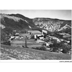 AZ-BFP1-0032-05 - NOTRE-DAME-DU-LAUS - Vue générale