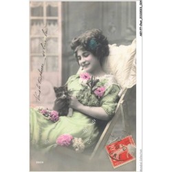 AKYP7-0621-CHAT - DAME ET CHATON