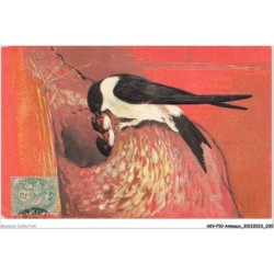 AKVP10-0762-ANIMAUX - OISEAU NOURRISSANT SES PETITS