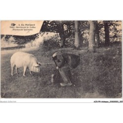 AJXP9-0939 - ANIMAUX - En Perigord - Deux chercheurs de truffes - fructueuse trouvaille