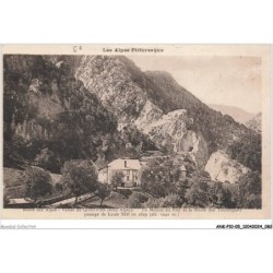 ANKP10-0830-05 - Route des alpes - Vallée du queyras - La maison du roy et la route des tourniquets