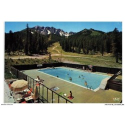 ATDP10-0799-05 - VARS - Altitude 1850 m - La piscine et la chaine de l'eyssina