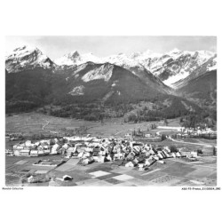 ASSP3-0189-05 - VALLEE DE LA GUISANE - LE MONETIER-LES-BAINS - Vue panoramique - Dans le fond  - Col de l'eychauda