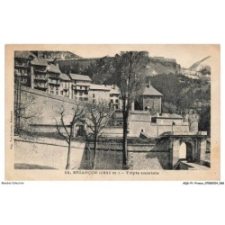 AQSP1-0035-05 - BRIANCON - Triple enceinte