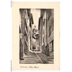 ASLP13-0911-05 - BRIANCON - La petite gargouille et la cathédrale