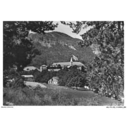 ASLP13-0855-05 - NOTRE-DAME-DU-LAUS - Le sanctuaire dans la verdure