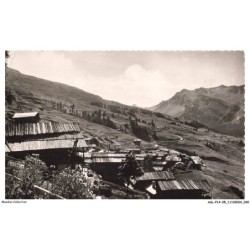 ASLP14-0928-05 - SAINT VERAN - Vue générale et quartier du villard - Dans le fond tete des toiles
