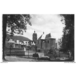 ATDP9-0708-05 - BRIANCON - Vue sur la cathédrale et jardin dété