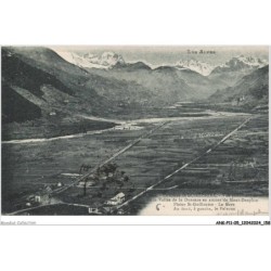 ANKP11-0955-05 - Environs de GUILLESTRE - Vue panoramique - Plaine saint-guillaume - La gare