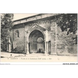 ANKP8-0665-05 - EMBRUN - Porche de la cathédrale