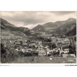 ALYP3-0248-05 - GUILLESTRE - DAUPHINE - Vue générale - Route de vars et le mazelet