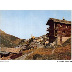 AKJP1-0075-05 - SAINT-VERAN - Un coin typique du village