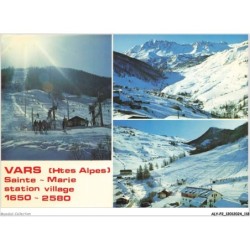 ALYP2-0160-05 - VARS-SAINTE-MARIE - Les pistes des peyniers - Le village - Au fond les cretes de l'éyssina