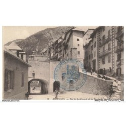 AWQP2-0086-05 - BRIANCON - Rue de la mercerie et les remparts
