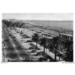AZRP1-0044-ITALIE - VIAREGGIO - Viali e spaggia
