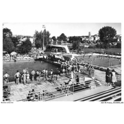 AZIP8-0813-16 - ANGOULEME - L'houmeau - La piscine