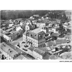 BB-BFP1-0004-16 - CHASSENEUIL - L'Hôtel de ville