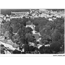 CK-BFP1-1046-16 - EN AVION AU-DESSUS DE COGNAC - Hotel de ville et stade