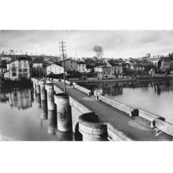 16 CONFOLENS  AL-AL00822 LE VIEUX PONT SUR LA VIENNE