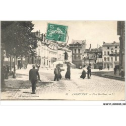 AZ-BFP1-0070-16 - ANGOULEME - Place Bouillaud