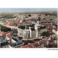 CK-BFP1-0997-16 - EN AVION AU-DESSUS DE ANGOULEME - L'Hotel de ville