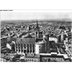 CK-BFP1-1000-16 - EN AVION AU-DESSUS DE ANGOULEME - L'Hotel de ville