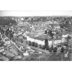 15 MAURIAC AK-DC302 VUE AERIENNE GENERALE DE LA VILLE LA PLACELLE BOULEVARD MONTHYON LE COLLEGE