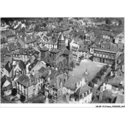CM-BFP1-0473-15 - MAURIAC - L'église et place de l'hotel de ville