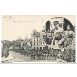 AYVP1-0048-16 - COGNAC - Défilé de troupes apres la revue - M le general chéré