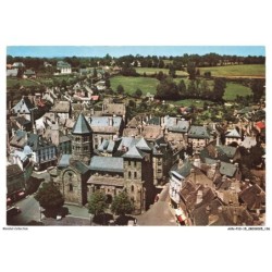 AVNP10-0541-15 - MAURIAC - Vue aérienne - Place de l'hotel de ville et la basilique mineure