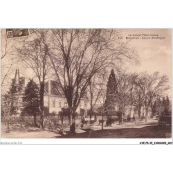 AVEP6-0486-15 - MAURIAC - cours monthyon