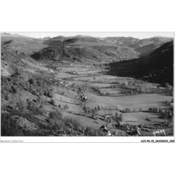 AJIP6-15-0553 - SALERS - central - panorama sur vallées du rat et de fontanges