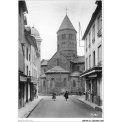 AFEP3-15-0184 - MAURIAC - la basalique