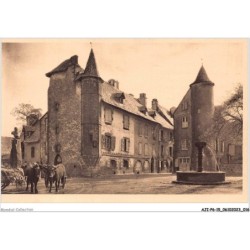 AJIP6-15-0560 - la douce france - la tolède auvergnate - SALERS - cantal - vieilles maisons sur la grande place