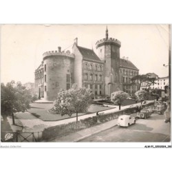 ALWP1-0096-16 - ANGOULEME - l'hotel de ville et les jardins