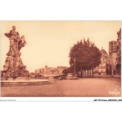 AMTP5-0477-16 - ANGOULEME - rempart desaix vers la statue de carnot
