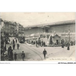 AMTP5-0492-16 - ANGOULEME - la place des halles centrales