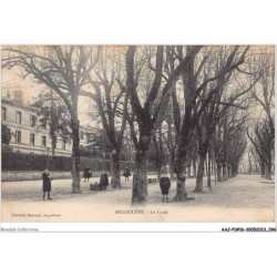 AAJP1-16-0048 - ANGOULEME - Le Lycée