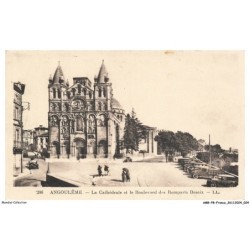 AMRP8-0713-16 - ANGOULEME - La cathédrale et le boulevard des rempards desaix