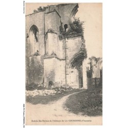AQSP2-0123-16 - Entrée des ruines de l'abbaye de LA COURONNE