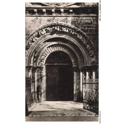 ARFP13-0953-16 - COGNAC - Portail roman de l'eglise St-Leger