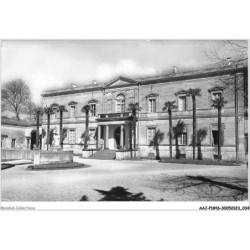 AAJP1-16-0017 - COGNAC - Le Monument aux Morts et le Musée