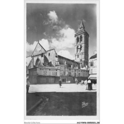 AAJP1-16-0053 - COGNAC - L'Eglise St-Leger et Place d'Armes