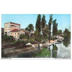 AWYP4-0256-16 - MANSLE - Les rives de la charente - Au pied de l'hotel beau-rivage