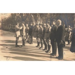 MIKIH-1046 16 ANGOULEME DECORATION DE MILITAIRES CARTE PHOTO